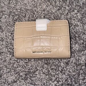 NEW Michael Kors Mini Wallet